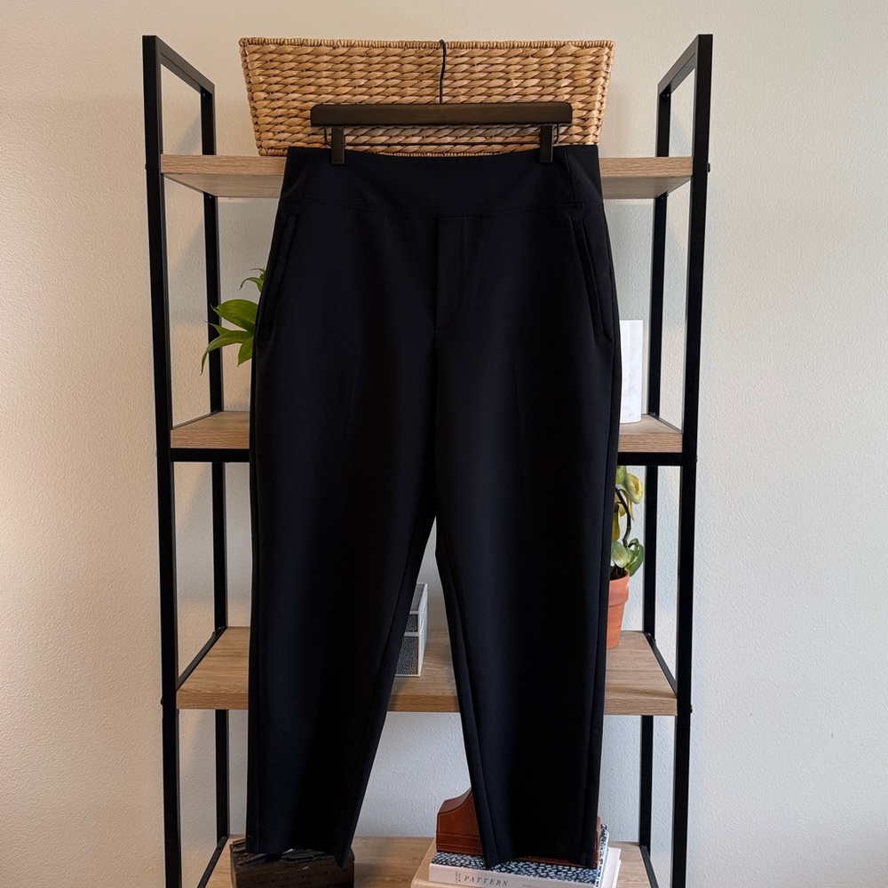 Athleta High-Rise Pull On Black Nylon Ankle Casual Activewear Pant, 14